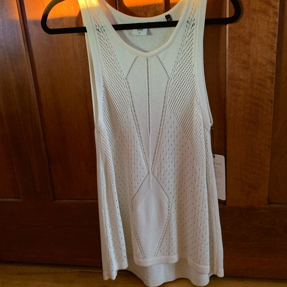 Cabi tennis sweater style #5136 size M
